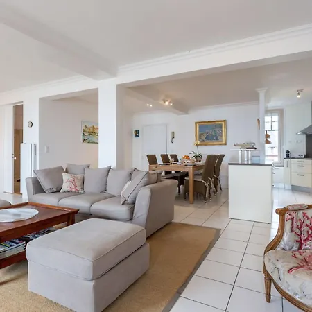 Apartment Annie By Interhome Jullouville-les-Pins